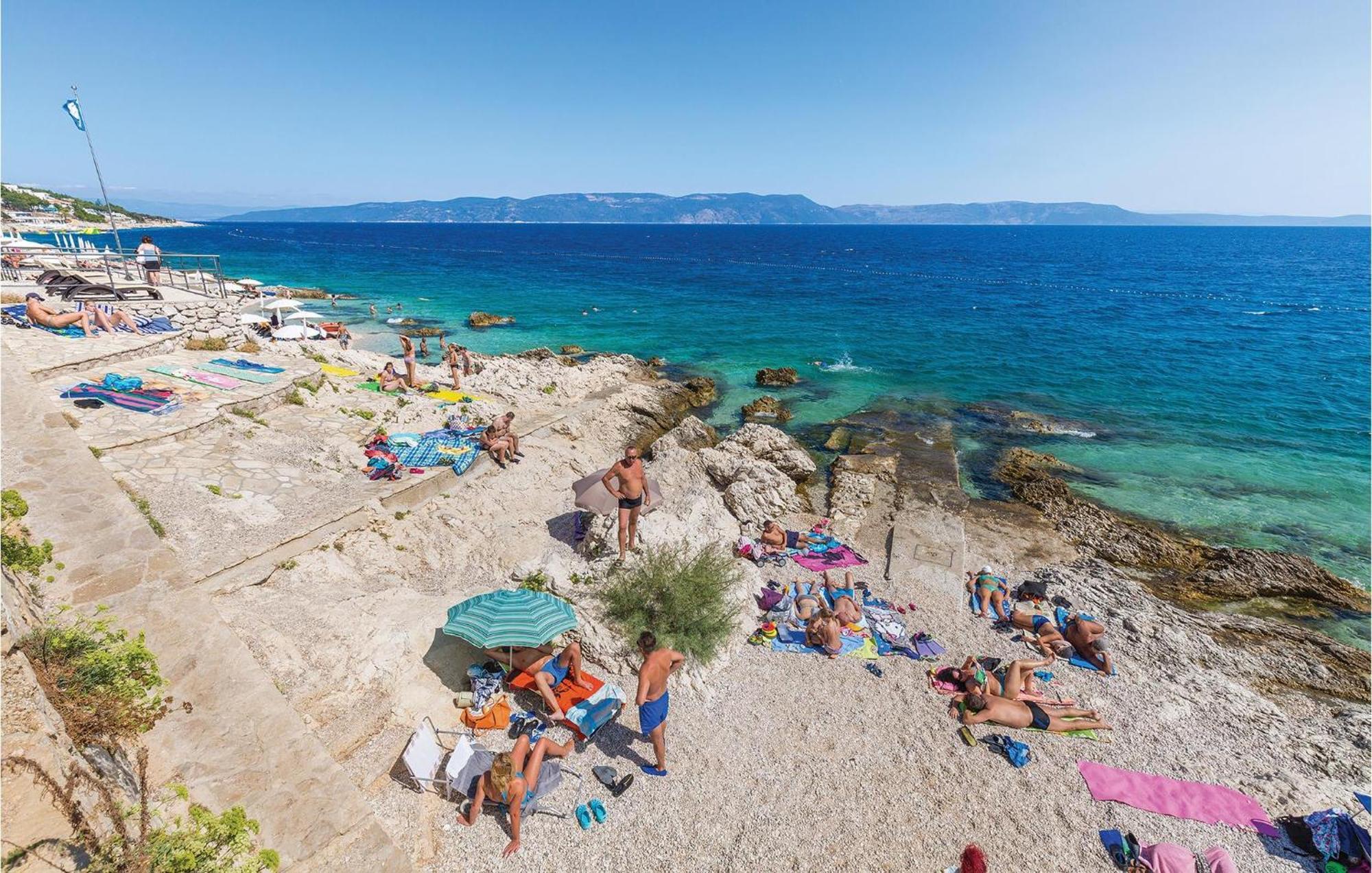 Amazing Apartment In Labin With House Sea View Zewnętrze zdjęcie